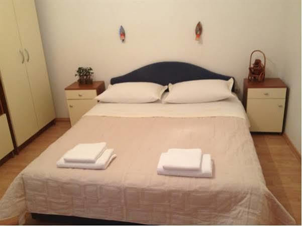 Studio In The Top Center Apartment Split Bagian luar foto